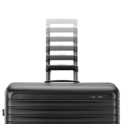 Framelock Max Carry-On Spinner