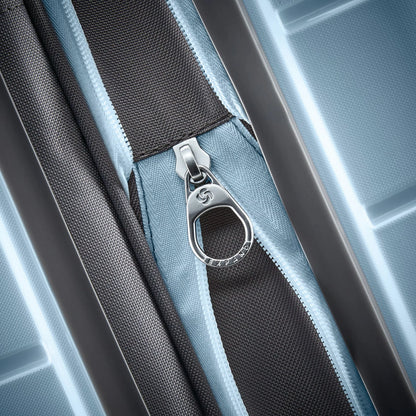 Freeform Carry-On Spinner