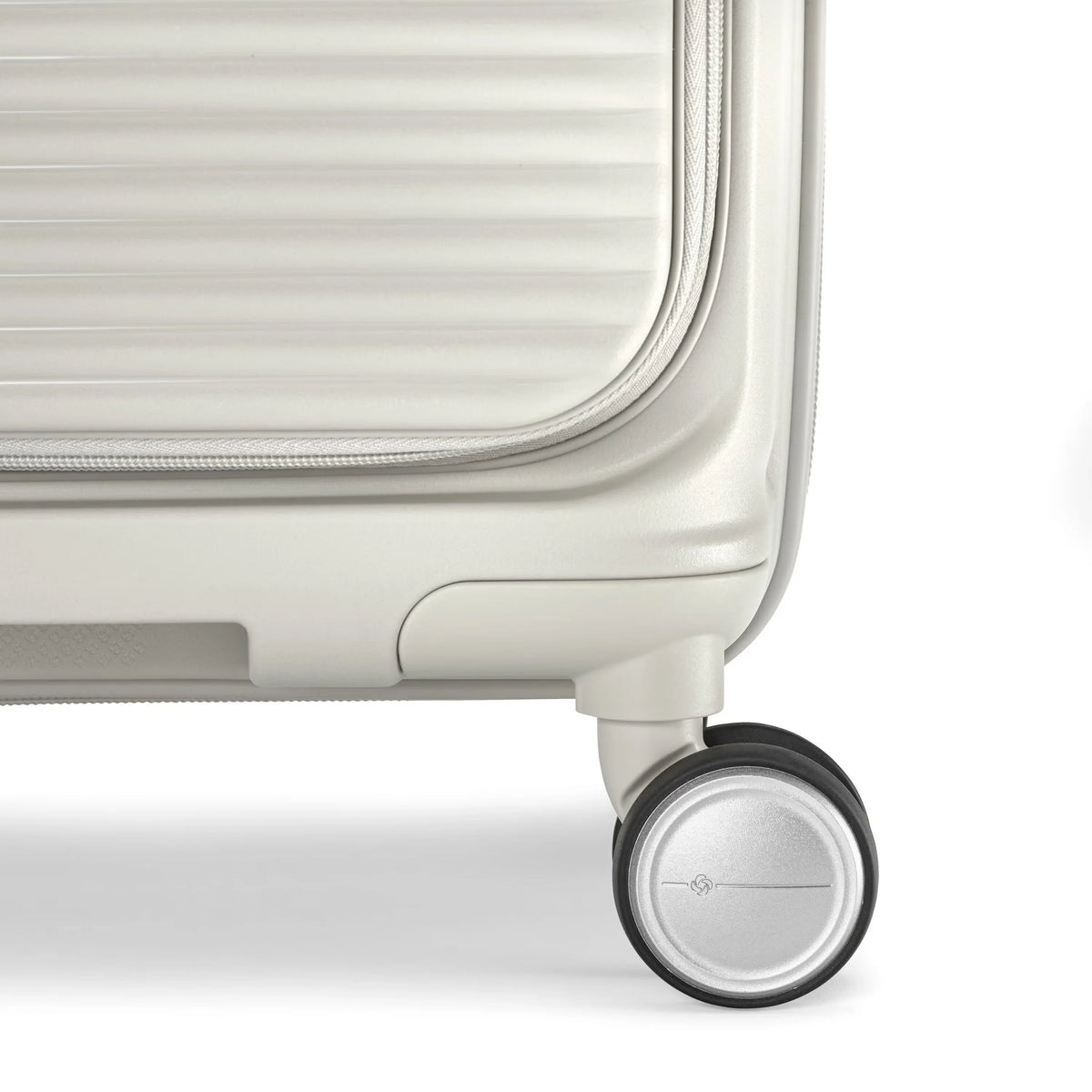 Paralux Carry-On Spinner
