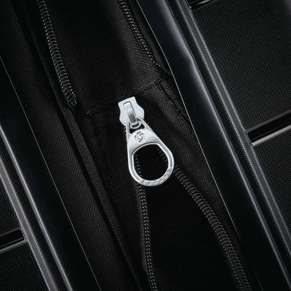 Freeform Carry-On Spinner
